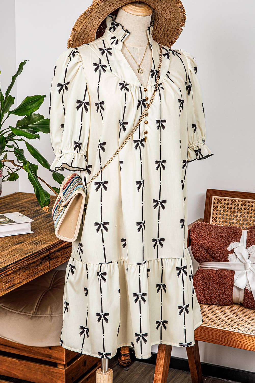 Cute Bowknot Bubble Sleeve V Neck Mini Dress