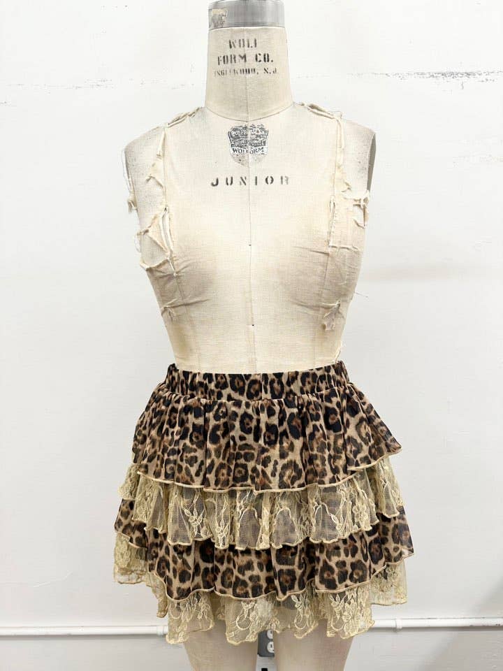 Wild Romance Tiered Lace Leopard Mini Skirt: Leopard
